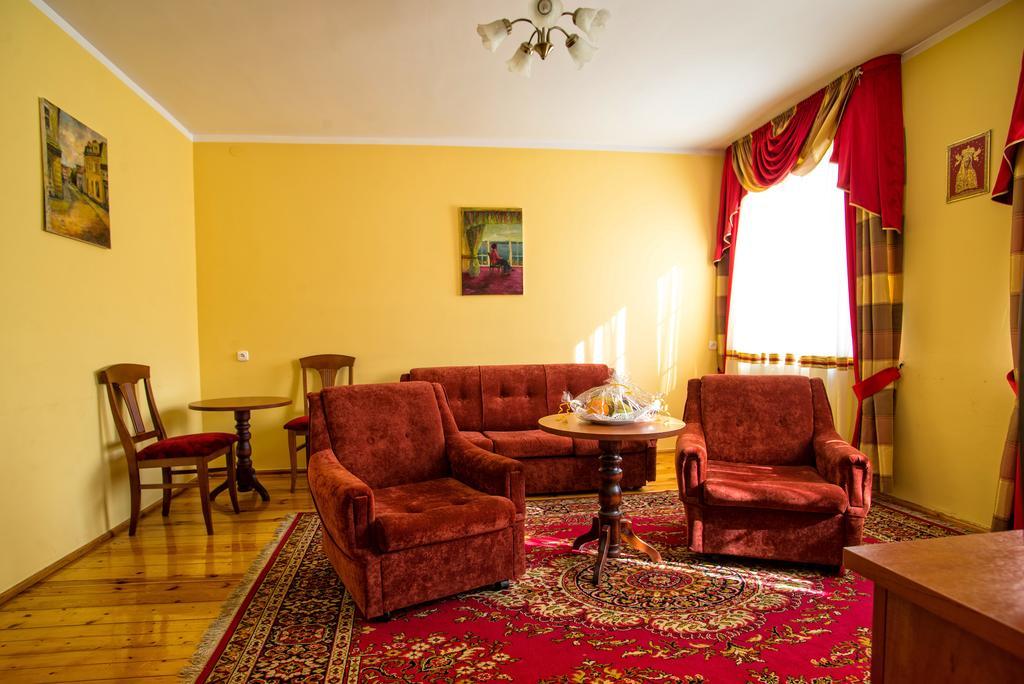 Hotel Adalbertus Gniezno Chambre photo